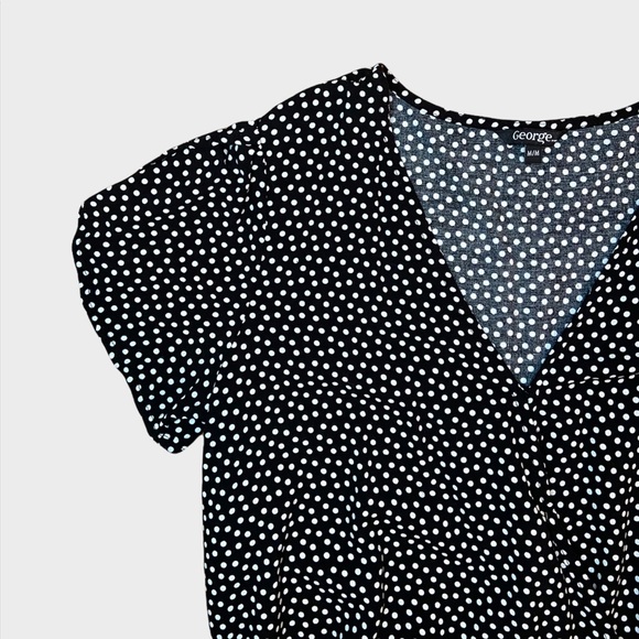 Tulip Sleeve Wrap Top - Picture 5 of 8